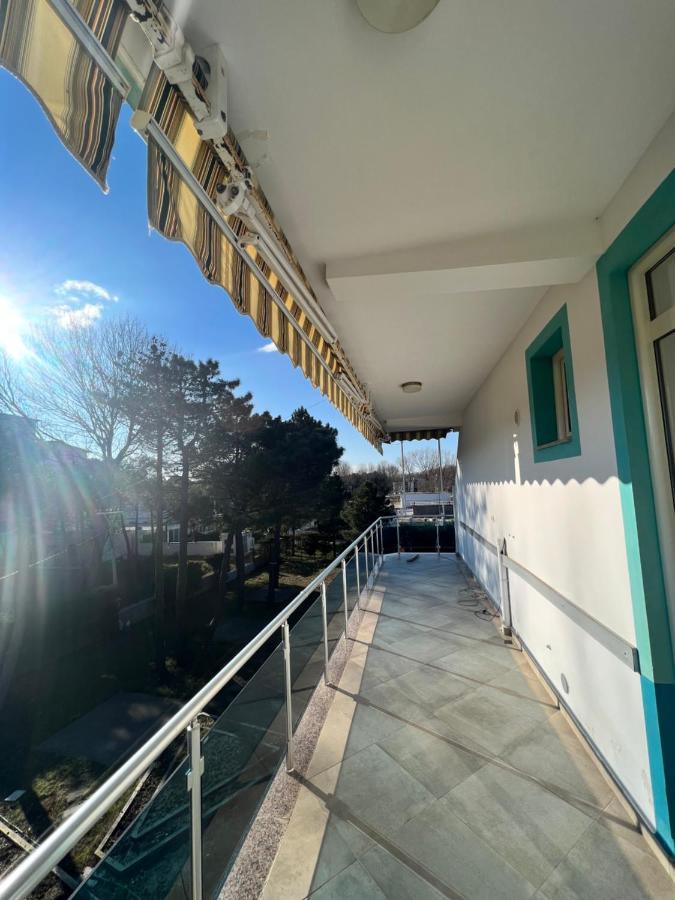 Kamberi Hotel & Apartments 2 Velipojë エクステリア 写真